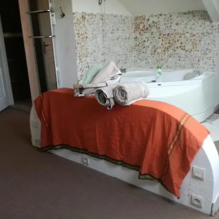 Zen Baignoire Sous Les Toits Homestay Benesse-Maremne